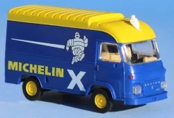 Sai 2913 SAVIGEM SG2 raised van, MICHELIN Bibendum - Sai - Sai_2913