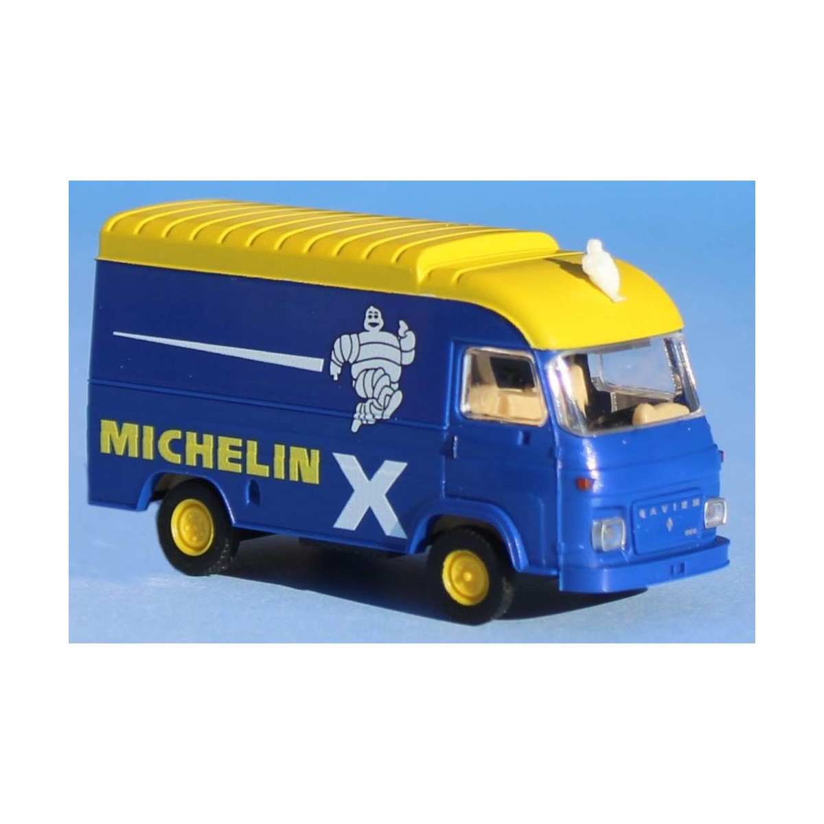 Sai 2913 SAVIGEM SG2 raised van, MICHELIN Bibendum - Sai_2913