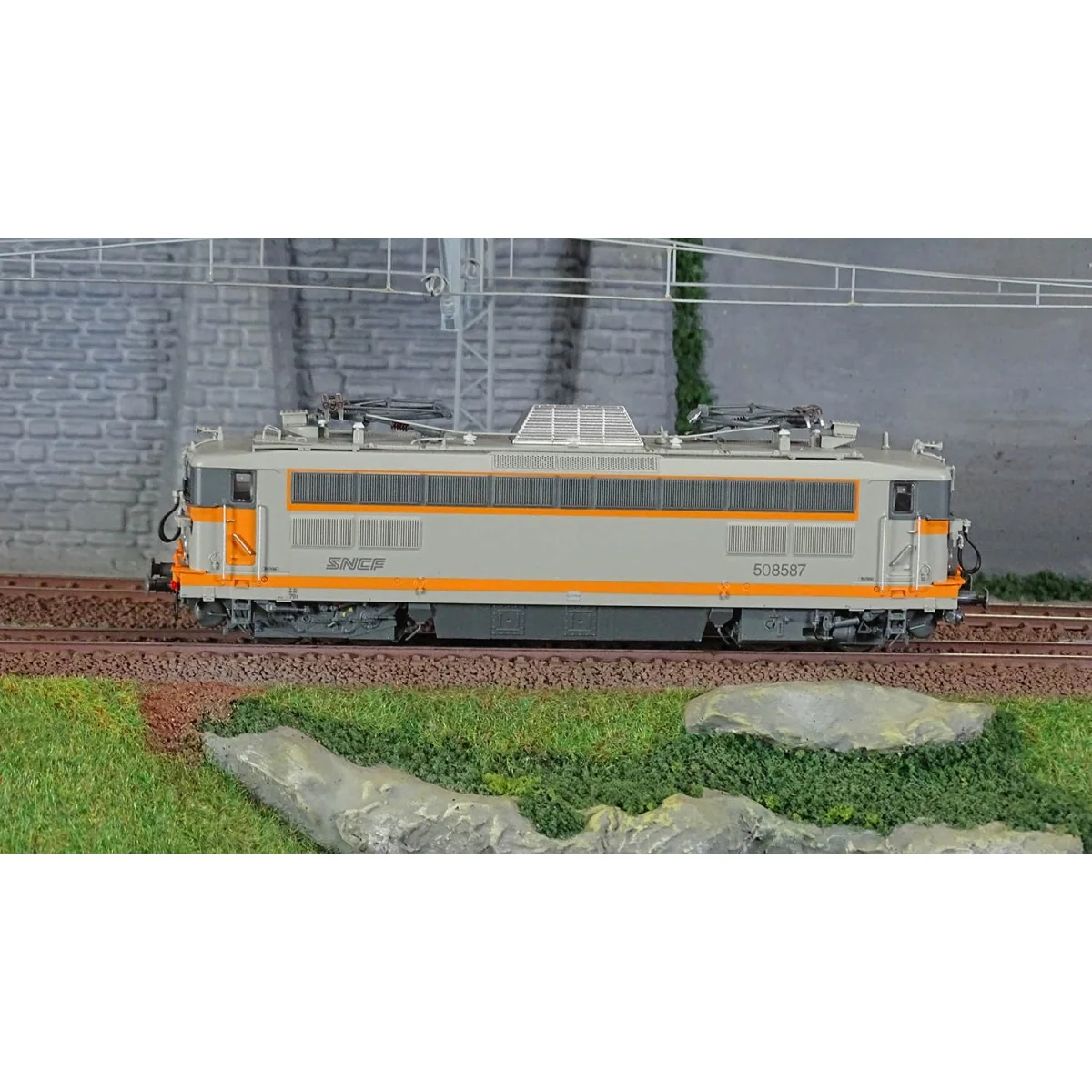 R37 HO41079 Locomotive électrique BB 8587, SNCF, Gris béton, Dijon-Perrigny Rail 37 - R37 R37_HO41079 - 2