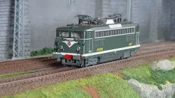 R37 HO41086 Locomotive électrique BB 25562, SNCF, verte, tampons SAGEM, Montrouge Rail 37 - R37 R37_HO41086 - 1