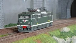 R37 HO41088 Locomotive électrique BB 25574, SNCF, verte, tampons U6, étrave, Dijon Rail 37 - R37 R37_HO41088 - 1