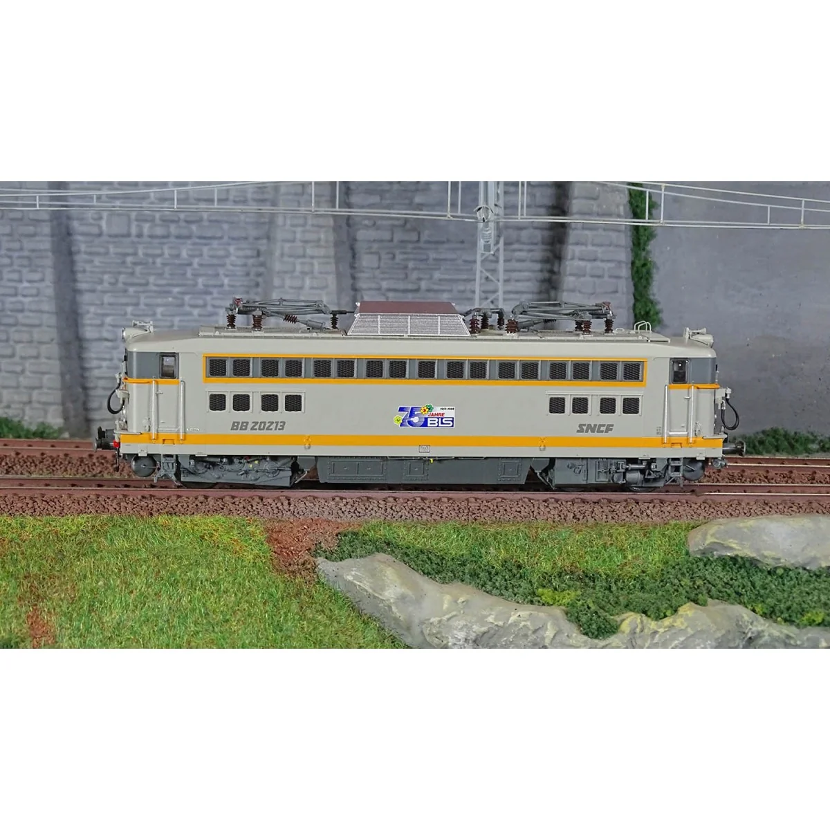 R37 HO41089 Locomotive électrique BB 20213, SNCF, gris béton, 75ans du BLS Rail 37 - R37 R37_HO41089 - 2
