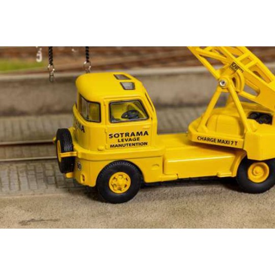 R87_RO1032-Route 87 RO1032 Grue Griffet M2, jaune Sotrama