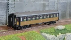 Models Word 40926 OCEM RA coaches, B9 yfi, Sienna Yellow, PLM