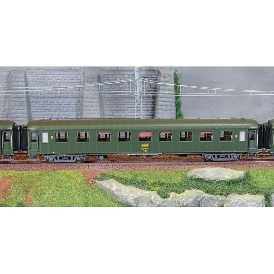 MW_40933-Models World 40933 Set of 3 OCEM RA coaches, B9, green 301, grey chassis, UIC markings, SNCF