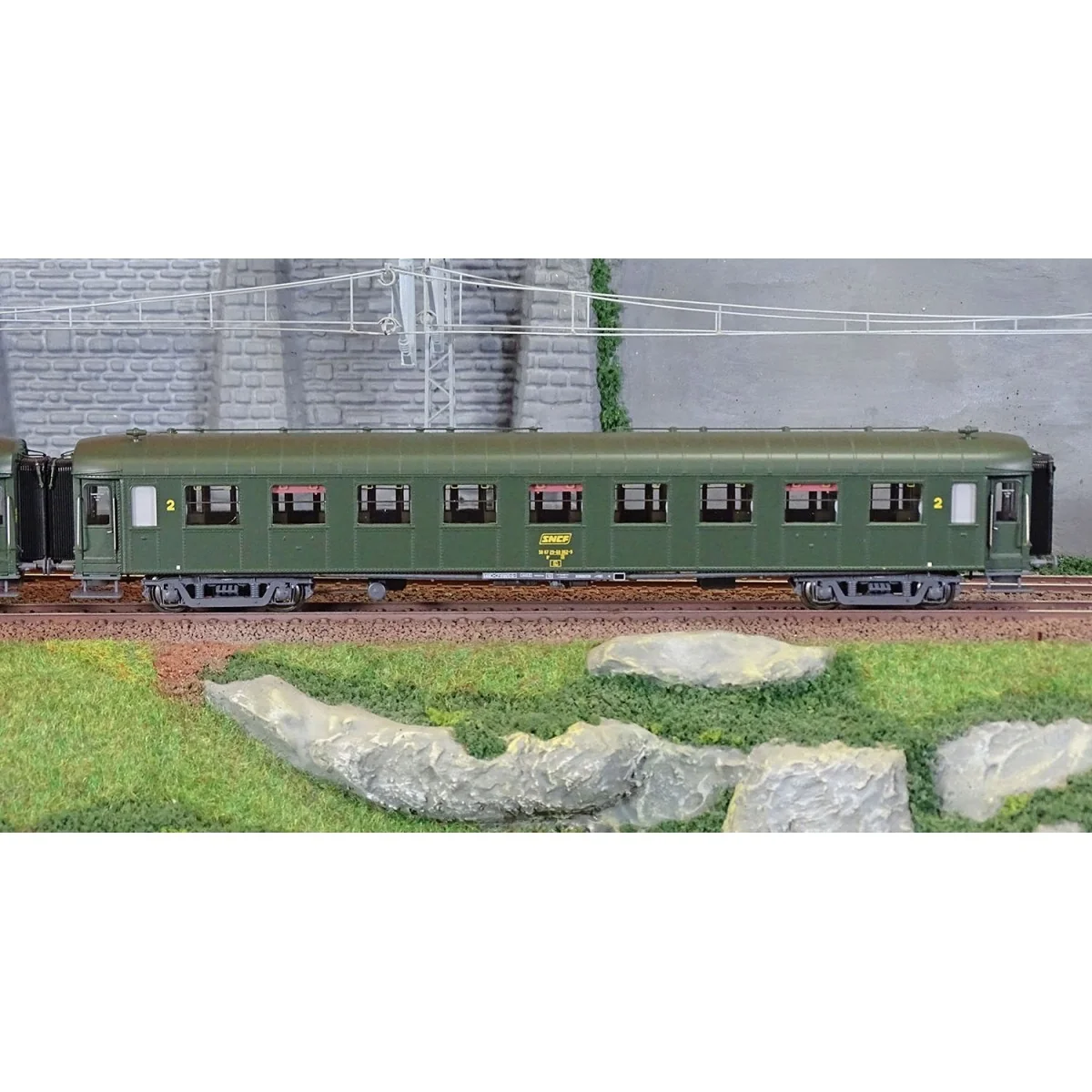 Models World 40933 Set of 3 OCEM RA coaches, B9, green 301, grey ch... Models World 40933 Set of 3 OCEM RA coaches, B9, green 301, grey ch...