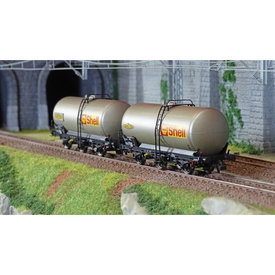 Jouef HJ6223 Set of 2 three-axle tank wagons, Shell HJ6223-Jouef HJ6223 Set of 2 three-axle tank wagons, Shell