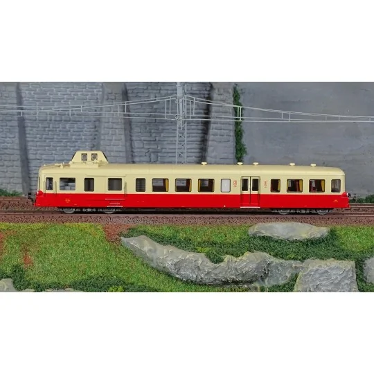 LS Models 10134S Autorail XRG 3864, Picasso, Rouge/Crème, RG, 1ère/2ème classe, Nantes, digital sonore Ls models Lsm_10134S - 2 Lsm_10134S-LS Models 10134S Autorail XRG 3864, Picasso, Rouge/Crème, RG, 1ère/2ème classe, Nantes, digital sonore