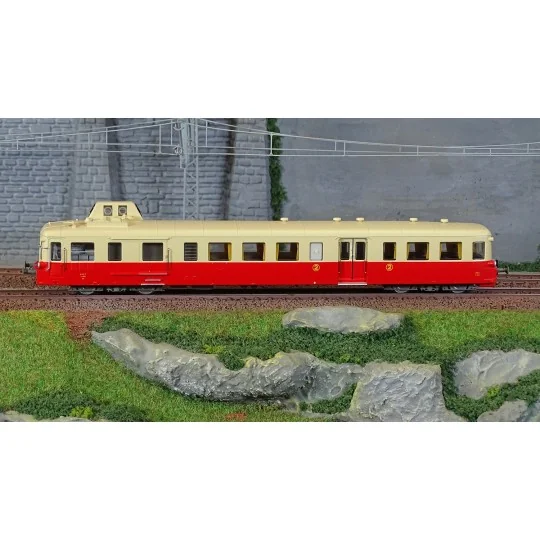Lsm_10119-LS Models 10119 Autorail XBD 3943, Picasso, Rouge/Crème, 2ème classe, Nice