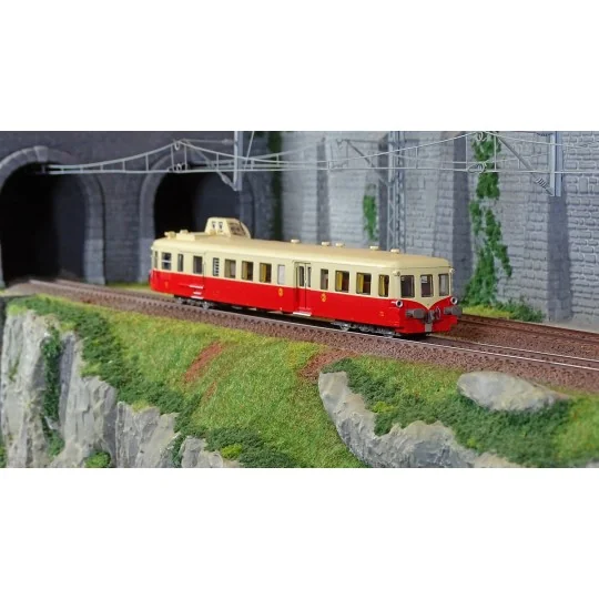 Lsm_10119-LS Models 10119 Autorail XBD 3943, Picasso, Rouge/Crème, 2ème classe, Nice