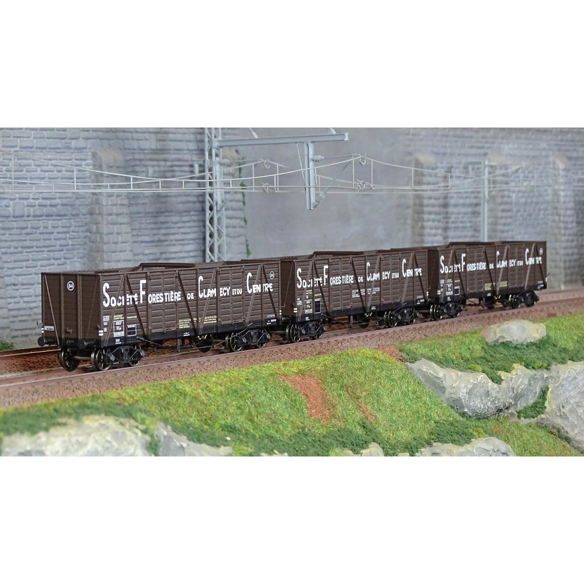 Ree Modeles WB852 Set of 3 tipper wagons, SNCF, Haut Clamecy - WB-852