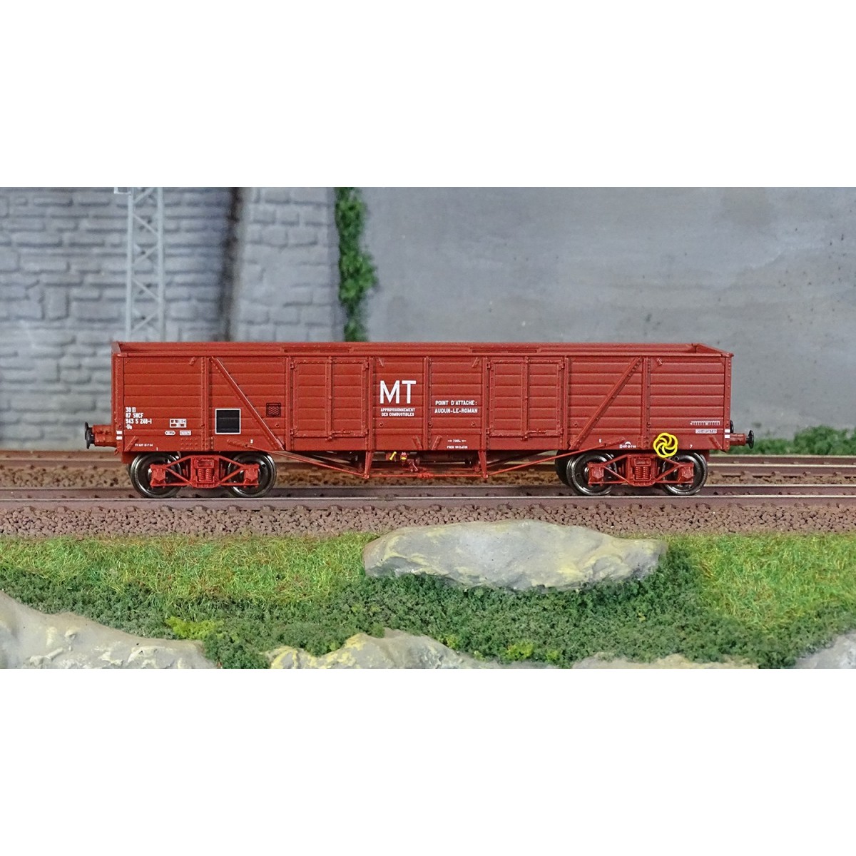 Ree Modeles WB858 Tipper Wagon, SNCF, MT - WB-858