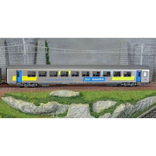 Piko_97312-Piko 97312 Set of 2 Corail Vtu coaches, 2nd class, Fluorescent Grand Est, SNCF