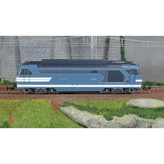 Piko_95179-Piko 95179 BB 67400 diesel locomotive, original livery, SNCF