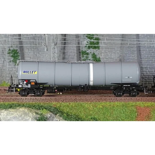 
<!-- begin /var/www/vhosts/nextmodelrc.com/httpdocs/modules/seoaltimages/views/templates/hook/alt.tpl -->
Roco_6600091-Roco 6600091 Set de 3 wagons citernes, type Zacns, MILLET
<!-- end /var/www/vhosts/nextmodelrc.com/httpdocs/modules/seoaltimages/views/templates/hook/alt.tpl -->
