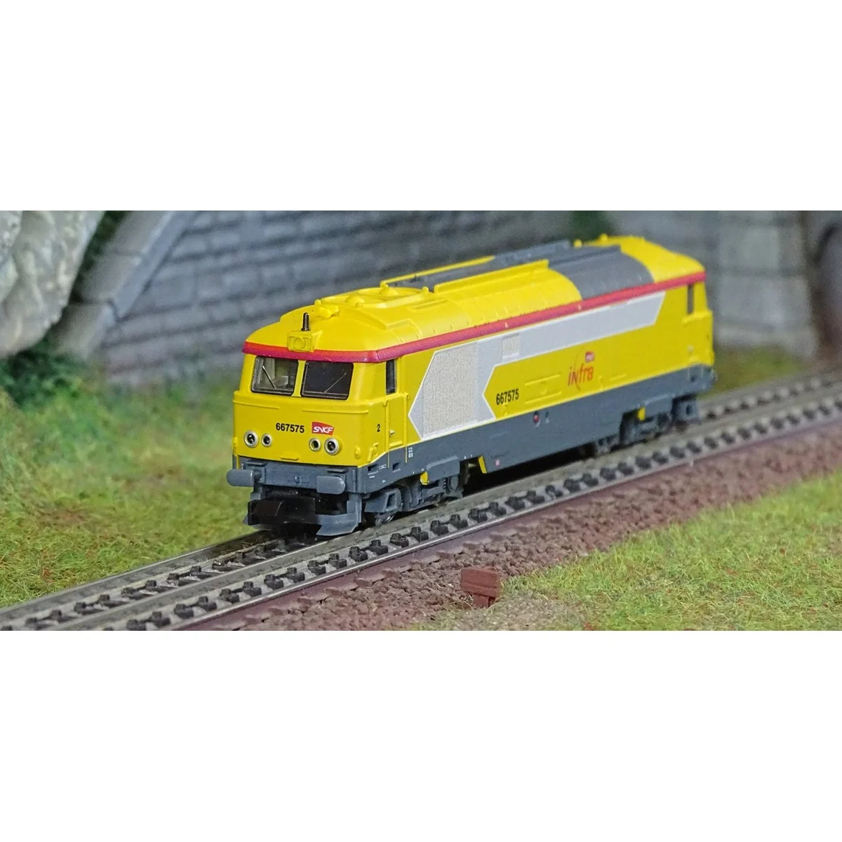 MiniTrix 16707 Diesel locomotive BB 67400, SNCF, INFRA, digital sou...