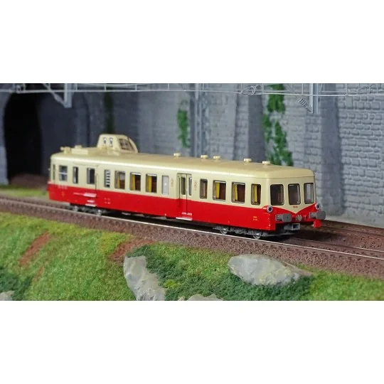 Lsm_10139-LS Models 10139 Autorail XBD 3943, Picasso, Rouge/Crème, 2ème classe, Bordeaux