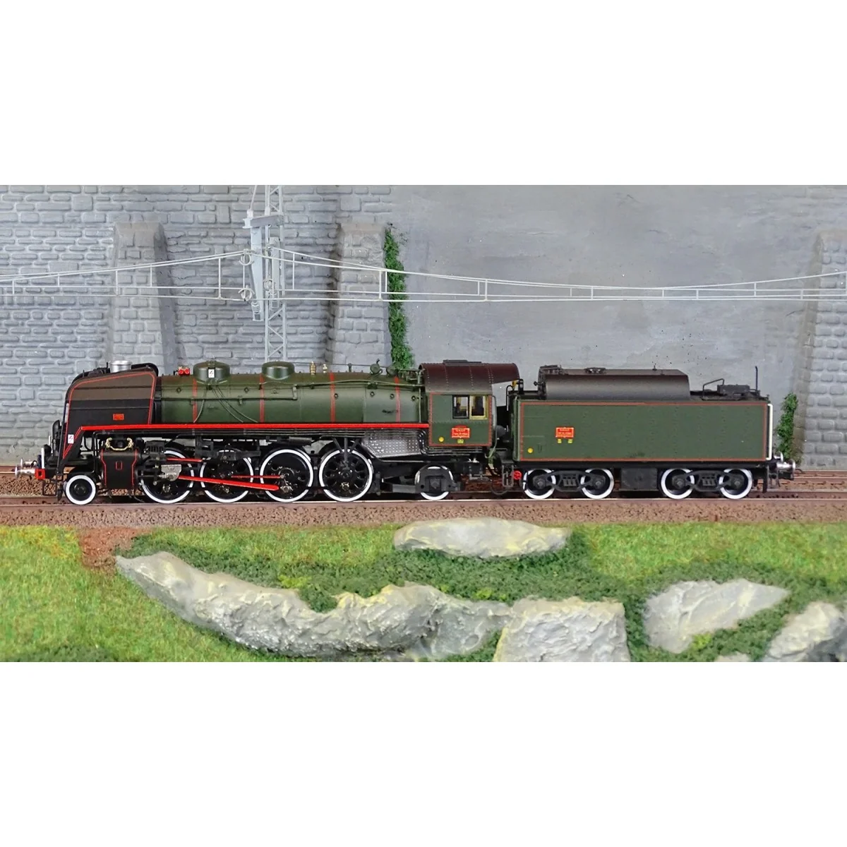Jouef HJ2433 141 R 1244 Steam Locomotive, Large Capacity Fuel Tende...