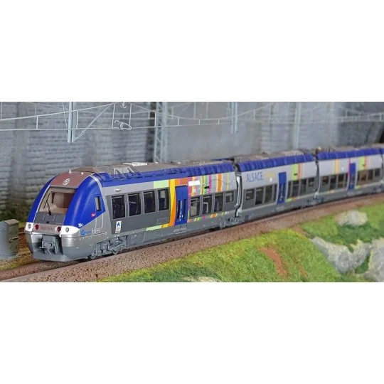 Lsm_10393-LS Models 10393 AGC B railcar 82783/82784, TER Alsace livery, 4 carriages