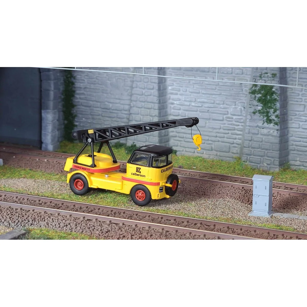 Route 87 RO1043 Griffet Crane M2, Calberson - R87_RO1043