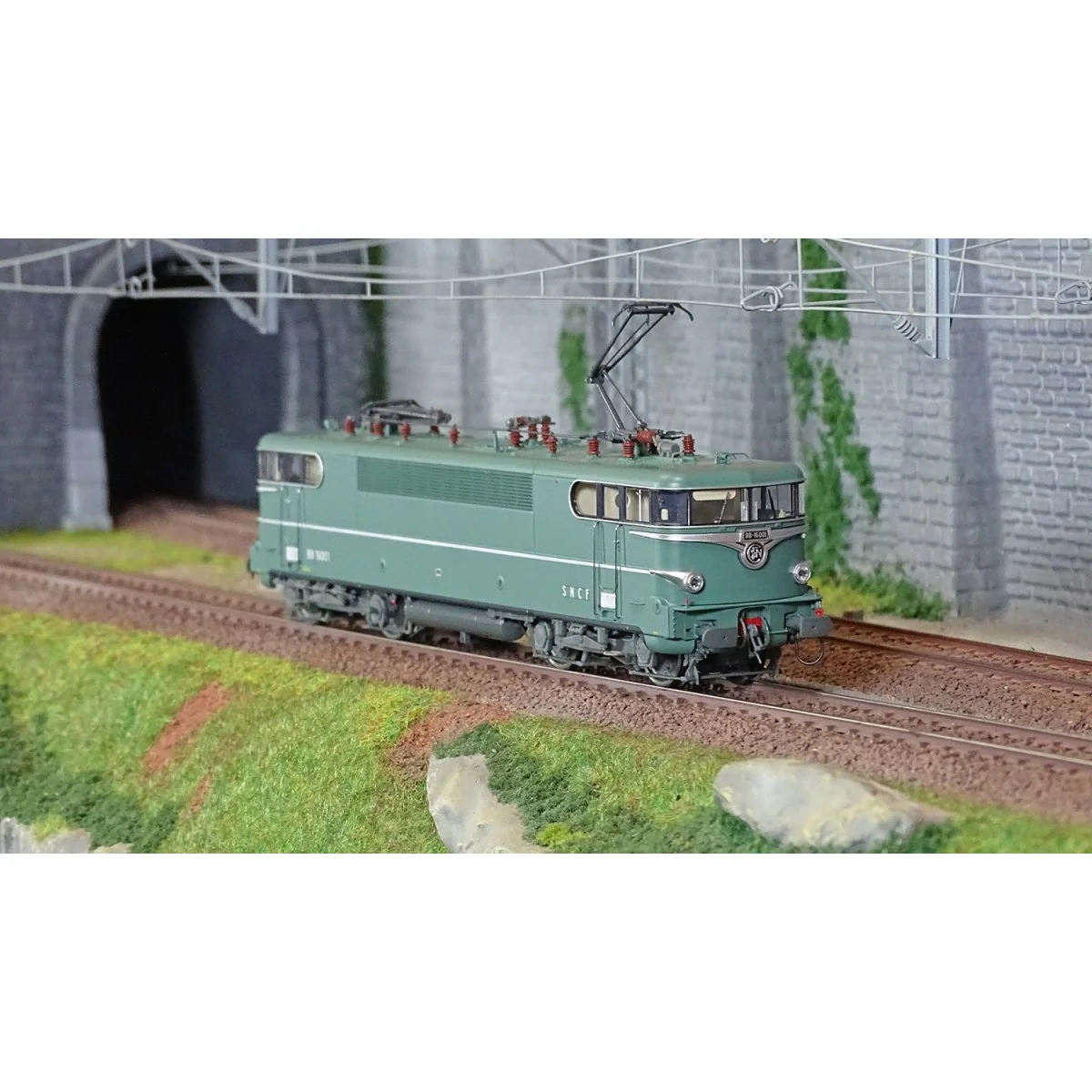 Ree Modeles MB165 BB 16001 Electric Locomotive, Origin: Strasbourg ...