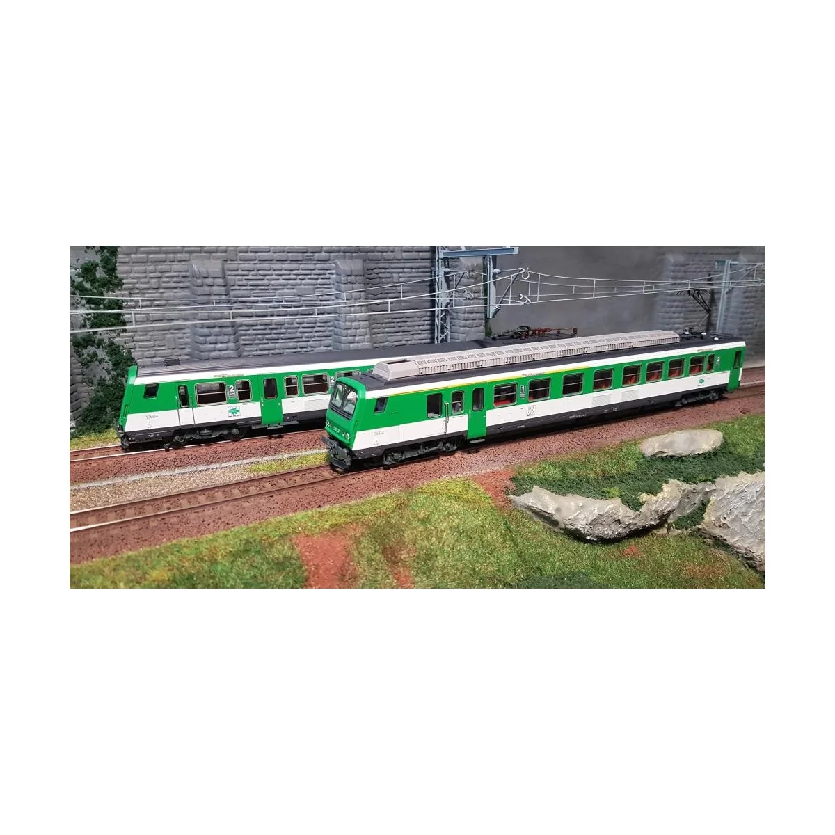 Piko 96434 SNCF electric railcar, Z2 Z 9604, Green livery, TER Bret... Piko 96434 SNCF electric railcar, Z2 Z 9604, Green livery, TER Bret...
