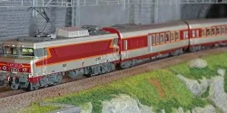 Ls Models 11003S Set Grand Confort Capitole Locomotive CC 6513 SNCF + A4Dtux + A8tu, livrée origine, sud-ouest, Sonore Ls models