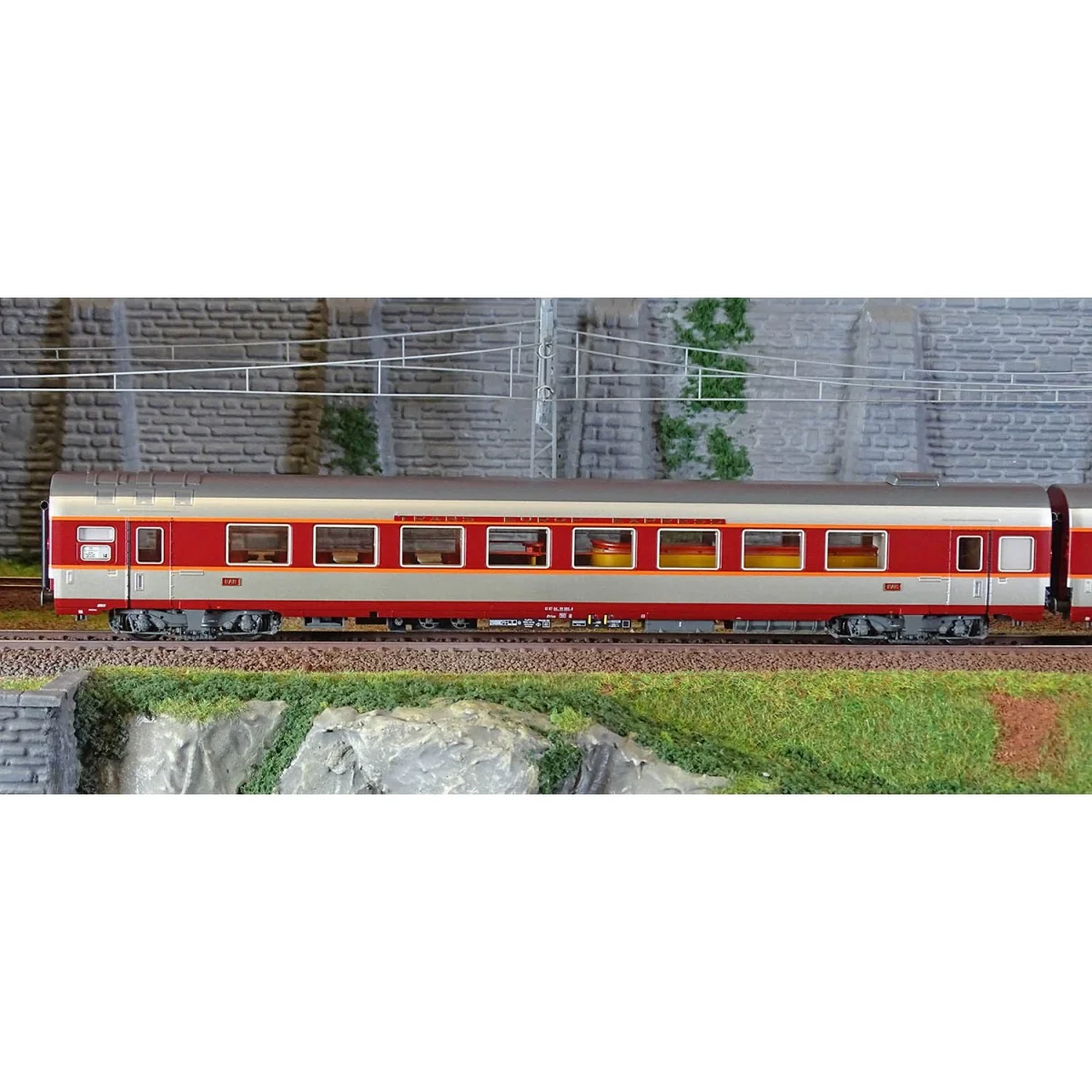 LS Models 40082DC Set de 3 voitures Grand Confort Capitole A3rtux + A8tu + A8u, livré origine, Sud-Ouest, éclairées Ls models Ls LS Models 40082DC Set de 3 voitures Grand Confort Capitole A3rtux + A8tu + A8u, livré origine, Sud-Ouest, éclairées Ls models Ls