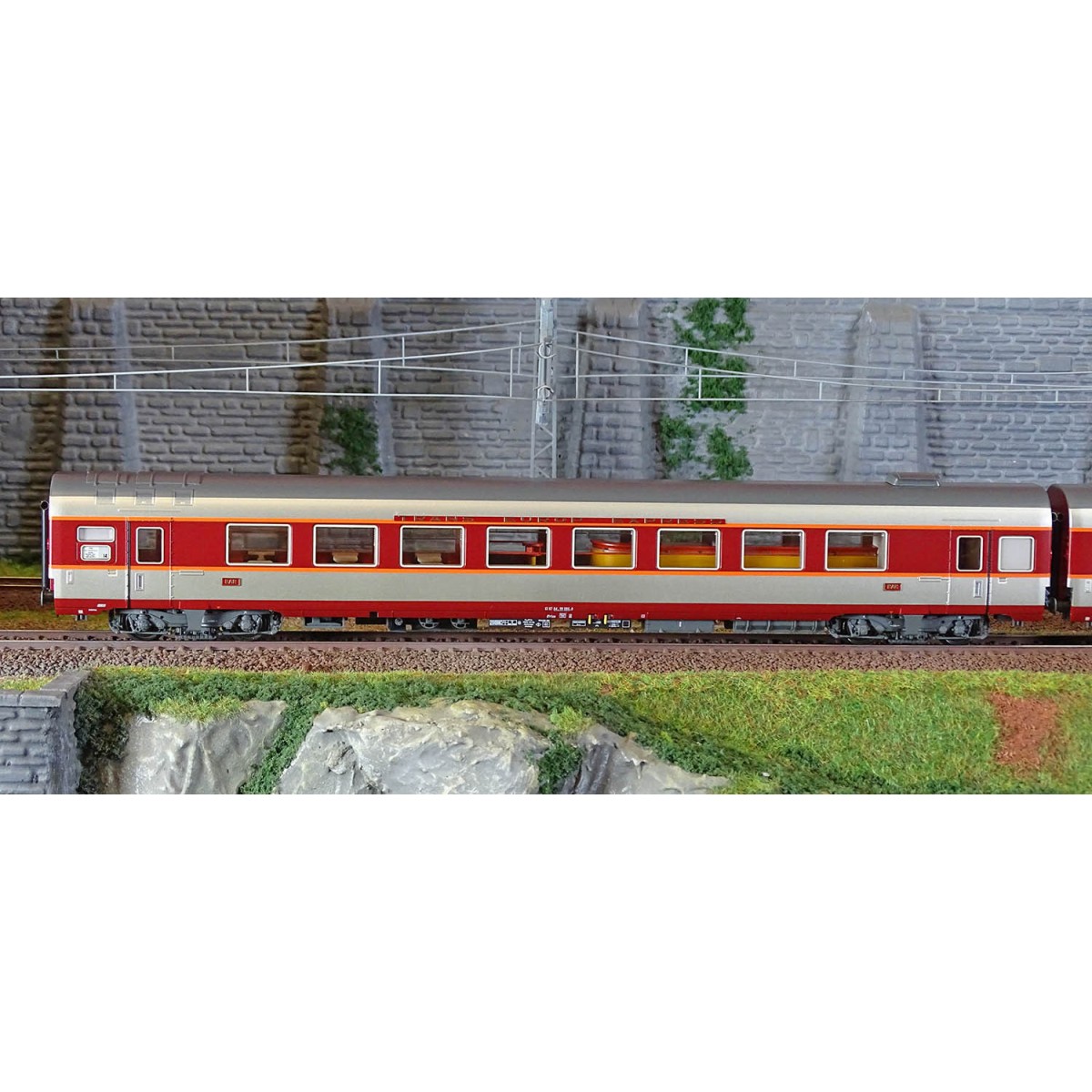 LS Models 40082DC Set of 3 Grand Confort Capitole coaches: A3rtux +...