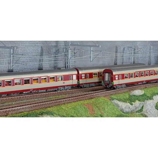 Lsm_40084DC-LS Models 40084DC Set of 3 Grand Confort Etendard coaches A3rtux + A8tu + A8u, original livery, Southwest region, illuminated