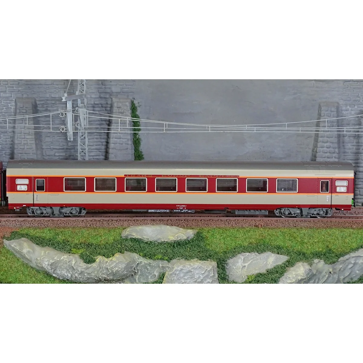LS Models 40084DC Set de 3 voitures Grand Confort Etendard A3rtux + A8tu + A8u, livré origine, Sud-Ouest, éclairées Ls models Ls