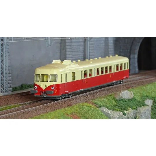 MB-227-Ree Modeles MB227 Autorail X 2902 version origine, 1ère classe, Rouge et Crème, NANCY, SNCF