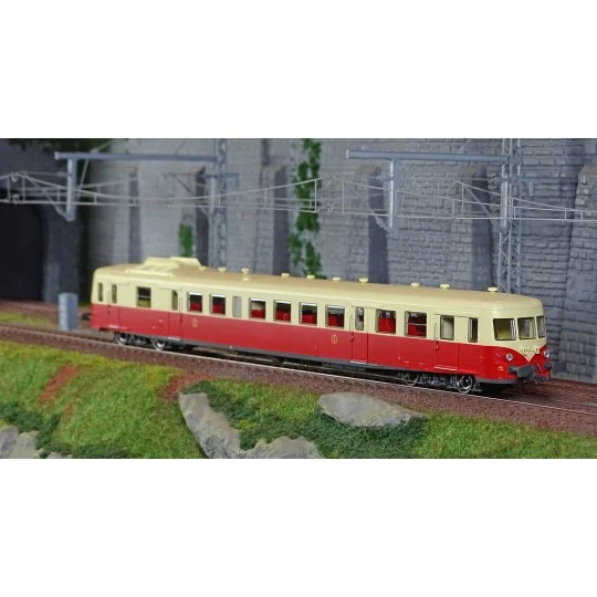 MB-227-Ree Modeles MB227 X 2902 Railcar, original version, 1st class, Red and Cream, Nancy, SNCF