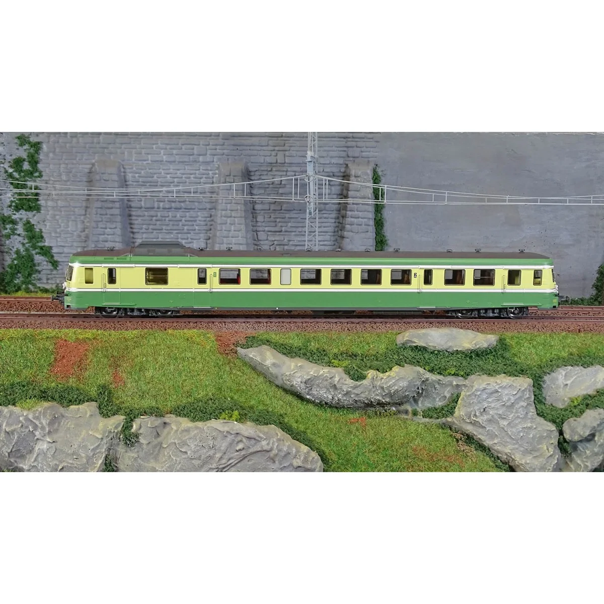Ree Modeles MB230 Autorail X 2898, 1ère/2ème classe, Vert et Jaune, VAISE, SNCF Ree Modeles MB-230 - 2