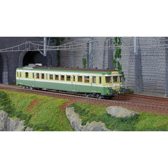 MB-230-Ree Modeles MB230 Autorail X 2898, 1ère/2ème classe, Vert et Jaune, VAISE, SNCF