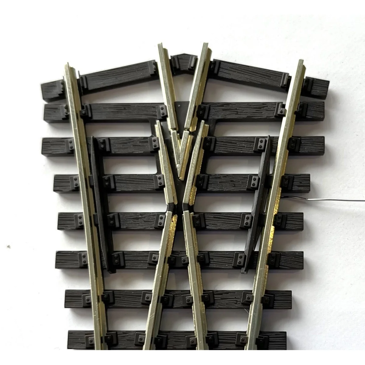 Peco SLU97 Symmetrical Y-shaped unifrog turnout 148mm 24° R 610mm S...