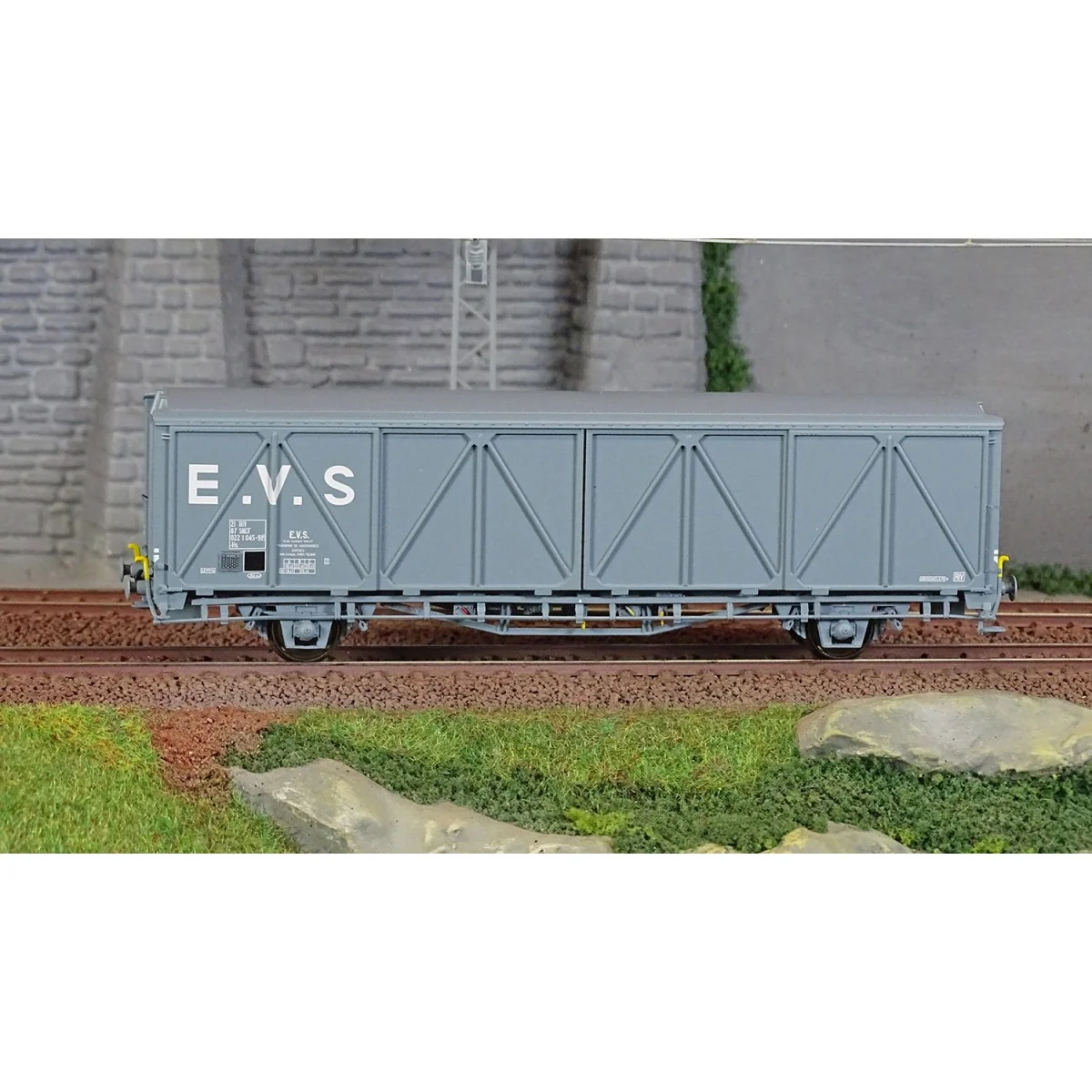 LS Models 30674 EVS Wagon, HS, SNCF, grey, reinforced walls LS Models 30674 EVS Wagon, HS, SNCF, grey, reinforced walls