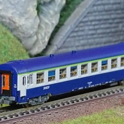 REE Modeles NW194 Voiture Couchette UIC B9c9x, toit bas, Livrée TEN, Logo Nouille Ree Modeles NW-194 - 1