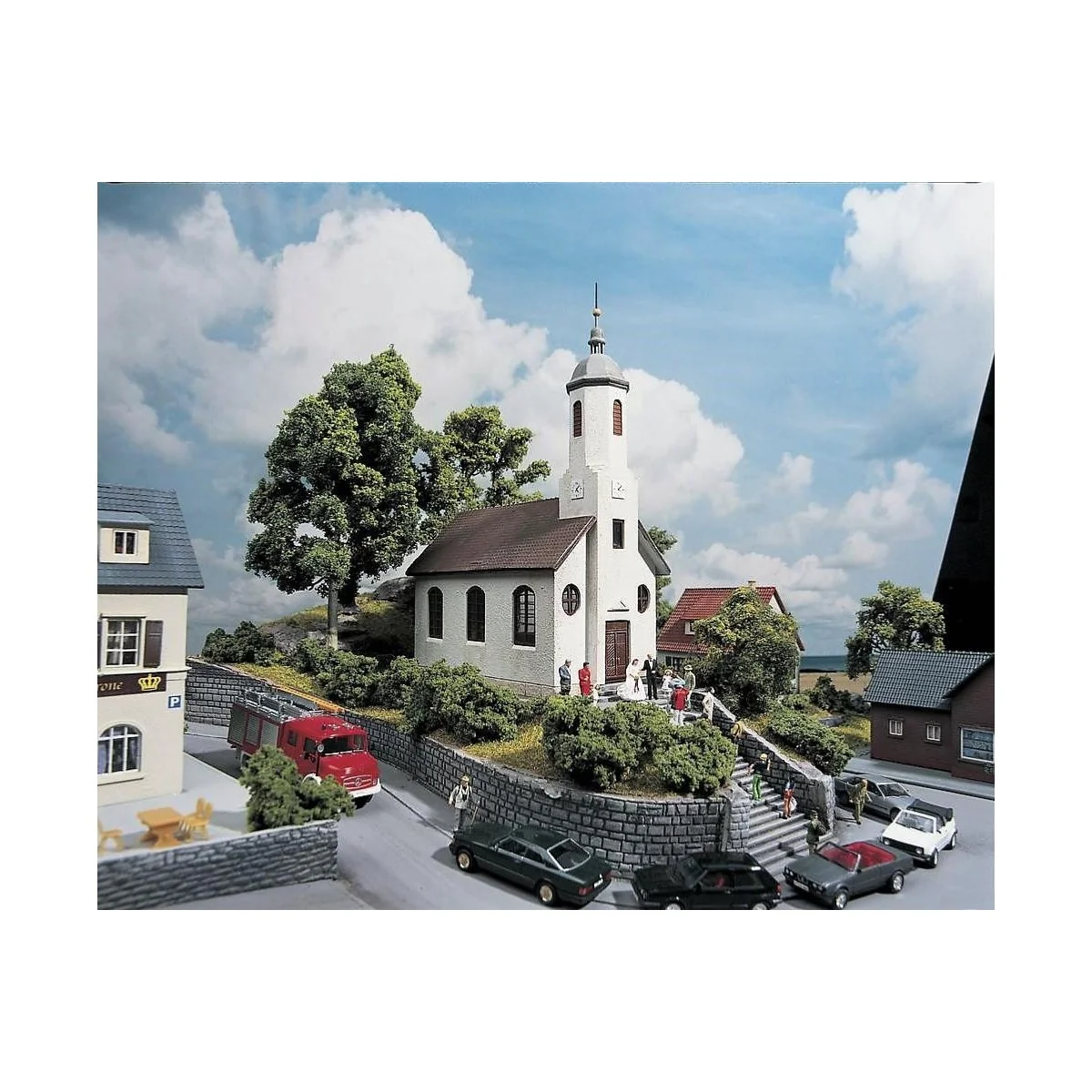 Piko 61825 Model Kit, St. Lucas Church - Piko_61825 Piko 61825 Model Kit, St. Lucas Church - Piko_61825