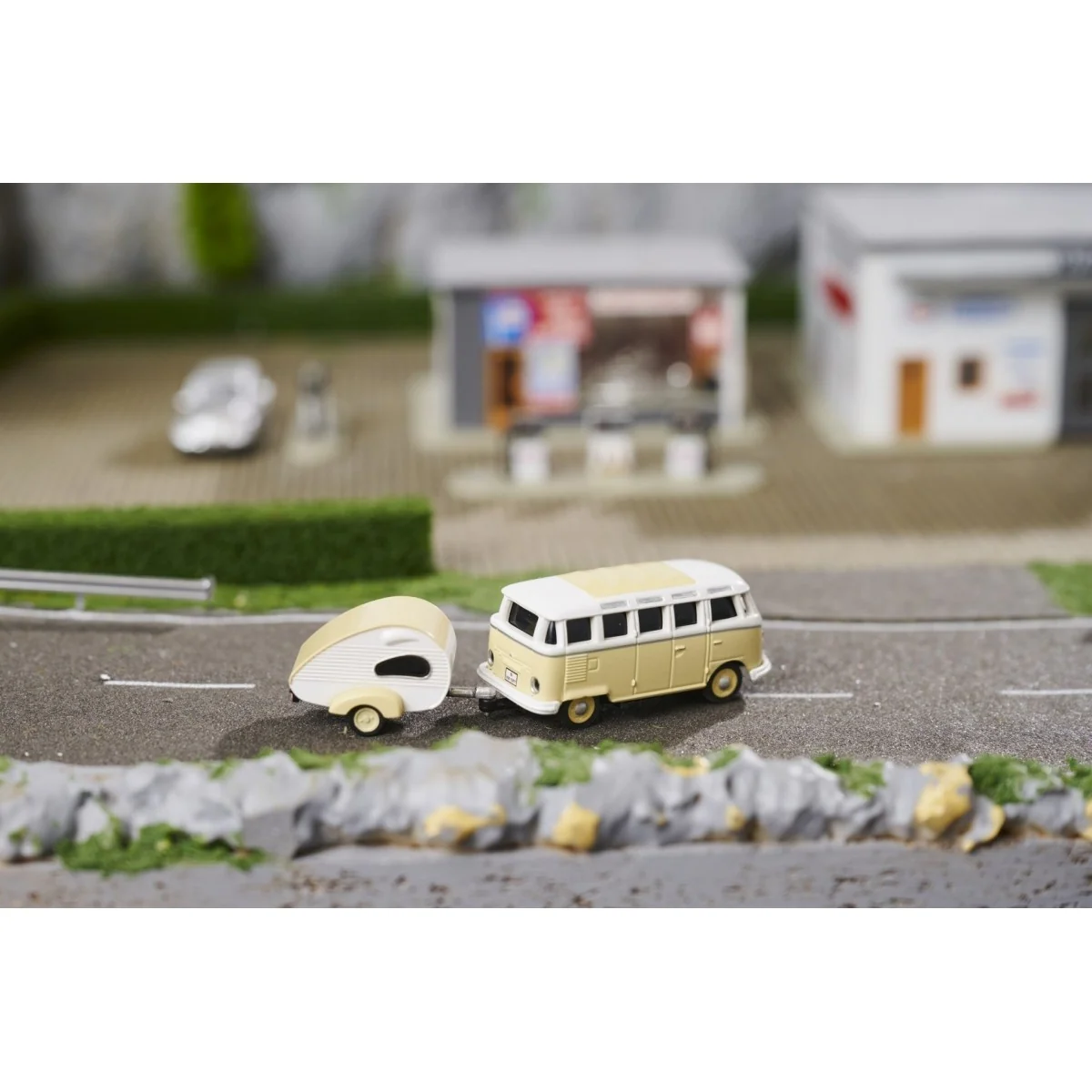 Volkswagen T1 SambaBus Bus + Caravan 2.4GHz RTR 1/87 Carson - 50050...