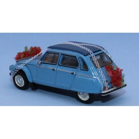 SAI 1507 Citroën Dyane 6 1968, bleu cristal, fermée "voiture des mariés" Sai Sai_1507 - 2 Sai_1507-SAI 1507 Citroën Dyane 6 1968, bleu cristal, fermée "voiture des mariés"