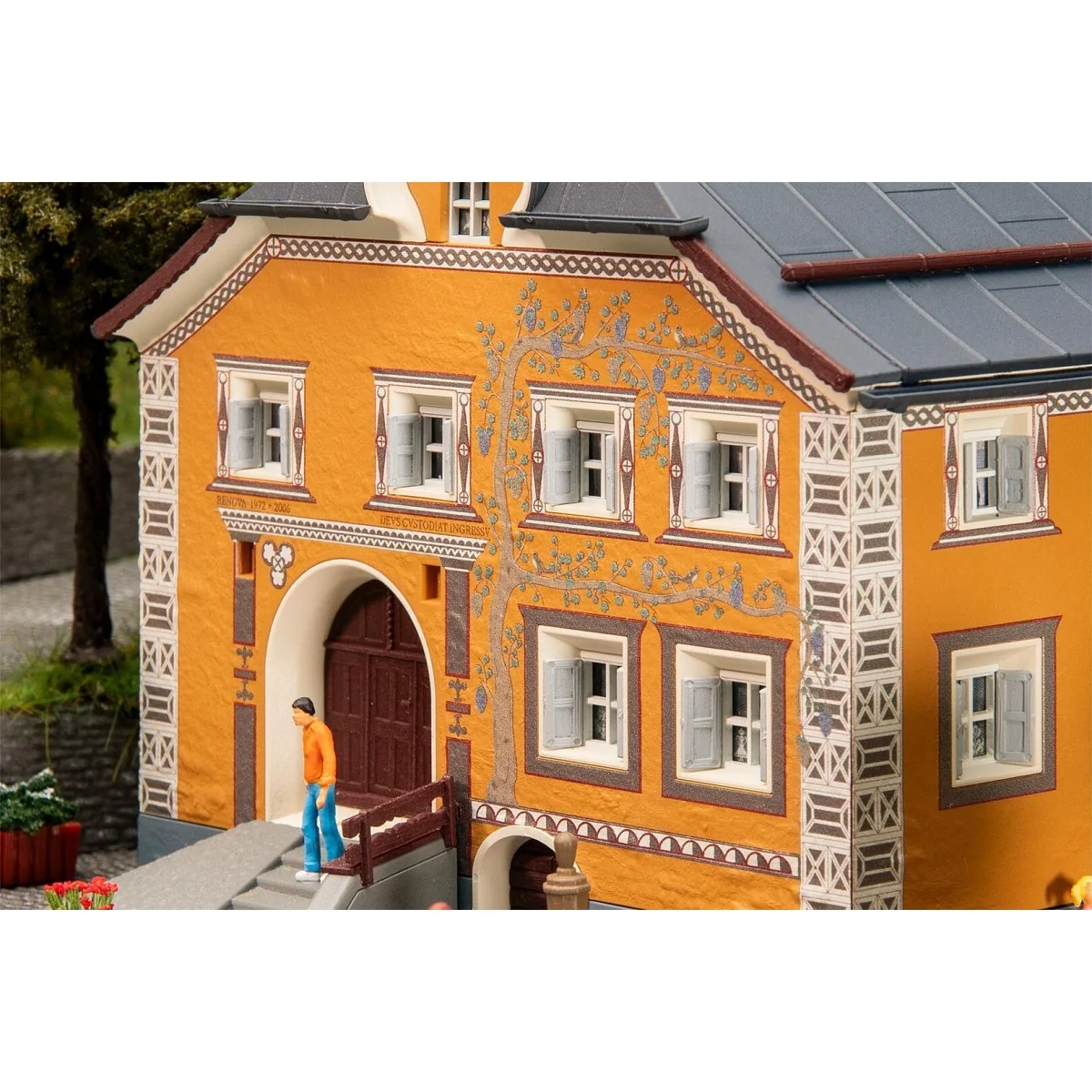 Faller 130661 Model Kit, Traditional Engadine House - Faller_130661