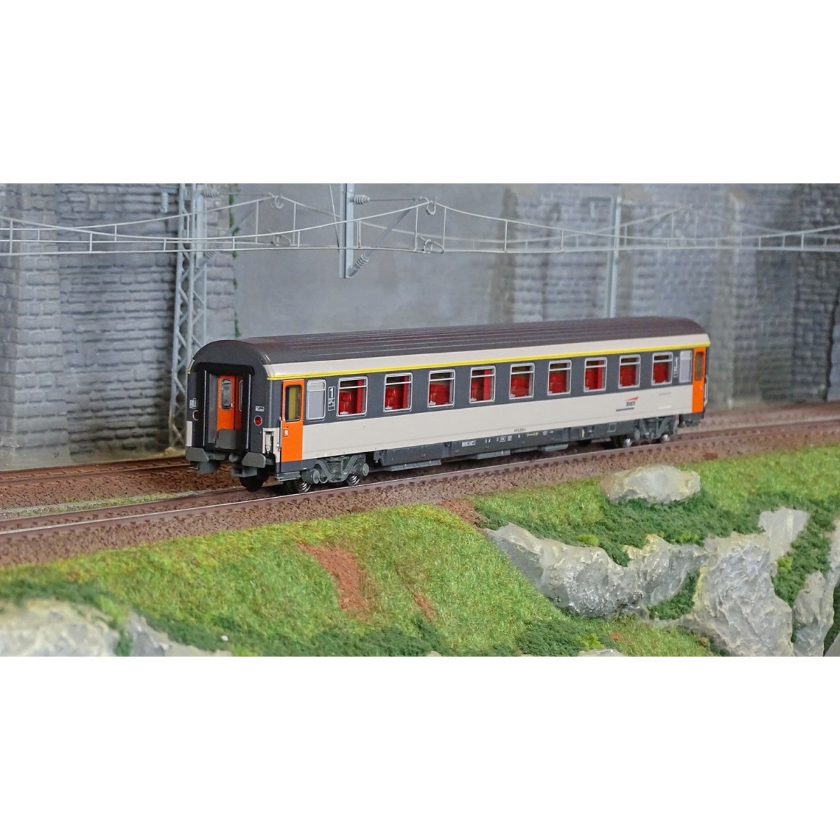 LS Models 40384 VSE A9u Passenger Car, Corail, Cap Logo - Lsm_40384