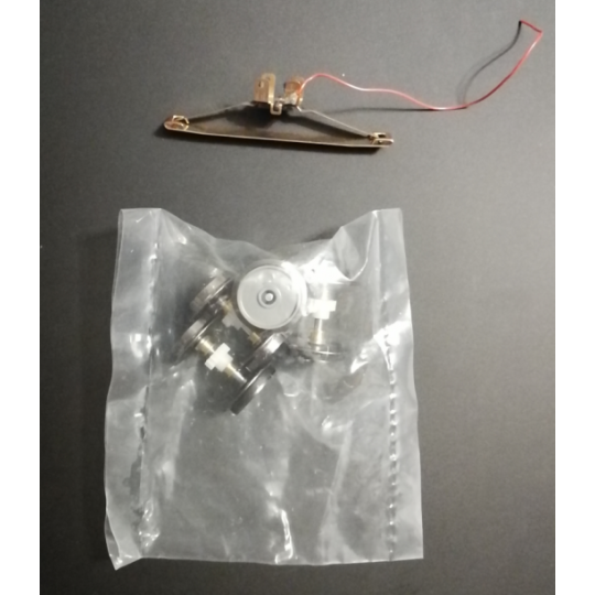 Os.Kar_DM1SKI4ESX-Os.Kar DM1SKI4ESX 3-rail conversion set, 1 ski + 4 axles for BB 75000 and BB 27000/37000