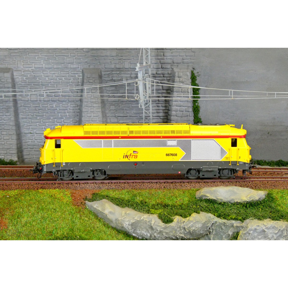 Ree Modeles MB242 BB 67608 diesel locomotive, INFRA livery, SNCF, N...