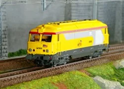 - Ree Modeles - MB-242