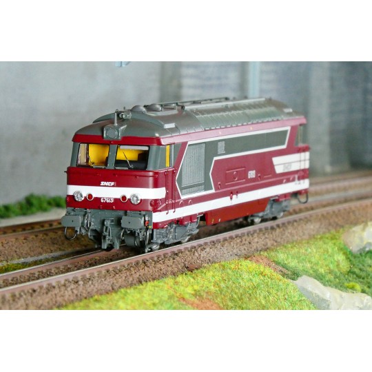 MB-243-Ree Modeles MB243 Locomotive diesel BB 67613, Livrée Capitole CMR, SNCF