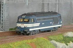 Ree Modeles MB249 Locomotive diesel BB 67561, Logo Nouille, SNCF, dépôt Marseille Ree Modeles MB-249 - 1