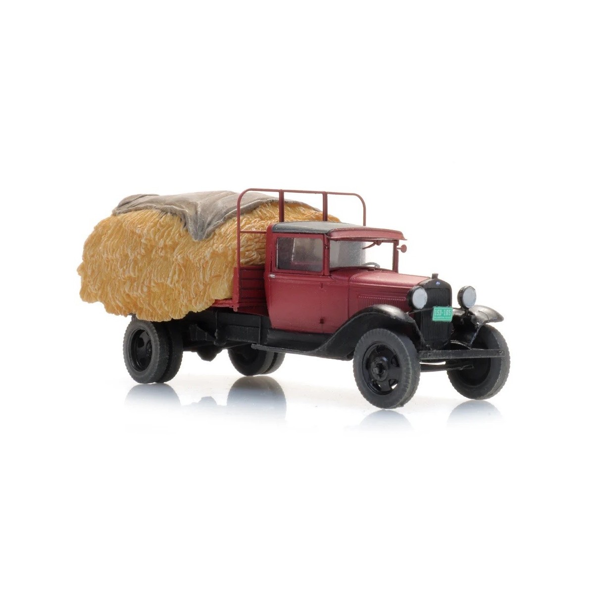 Artitec 387.502 Ford Model AA flatbed truck with hay load - Arti_38...