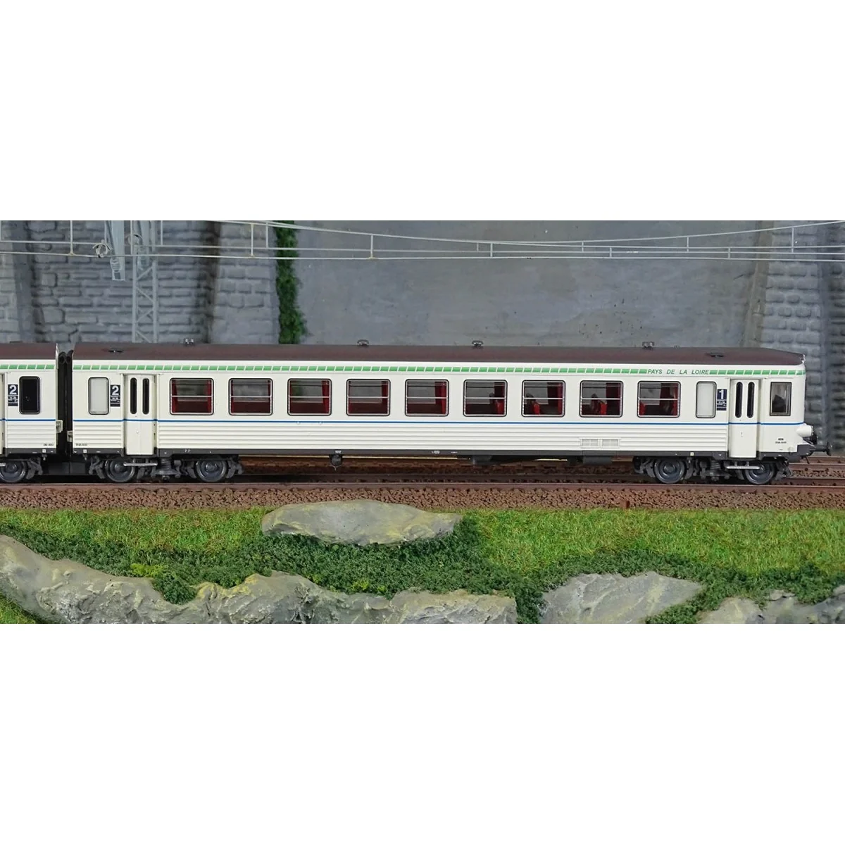 LS Models 10030 Autorail EAD X4696 - XR8690, Modernisation légère Pays de la Loire, Nantes Ls models Lsm_10030 - 3 LS Models 10030 Autorail EAD X4696 - XR8690, Modernisation légère Pays de la Loire, Nantes Ls models Lsm_10030 - 3